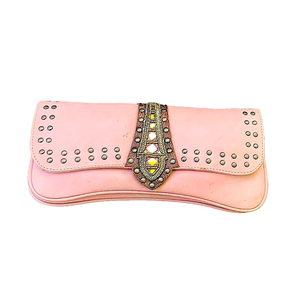 BETSEY JOHNSON VINTAGE Clutch. Blush Pink. Soft Leather. Roomy Interior. Fun!